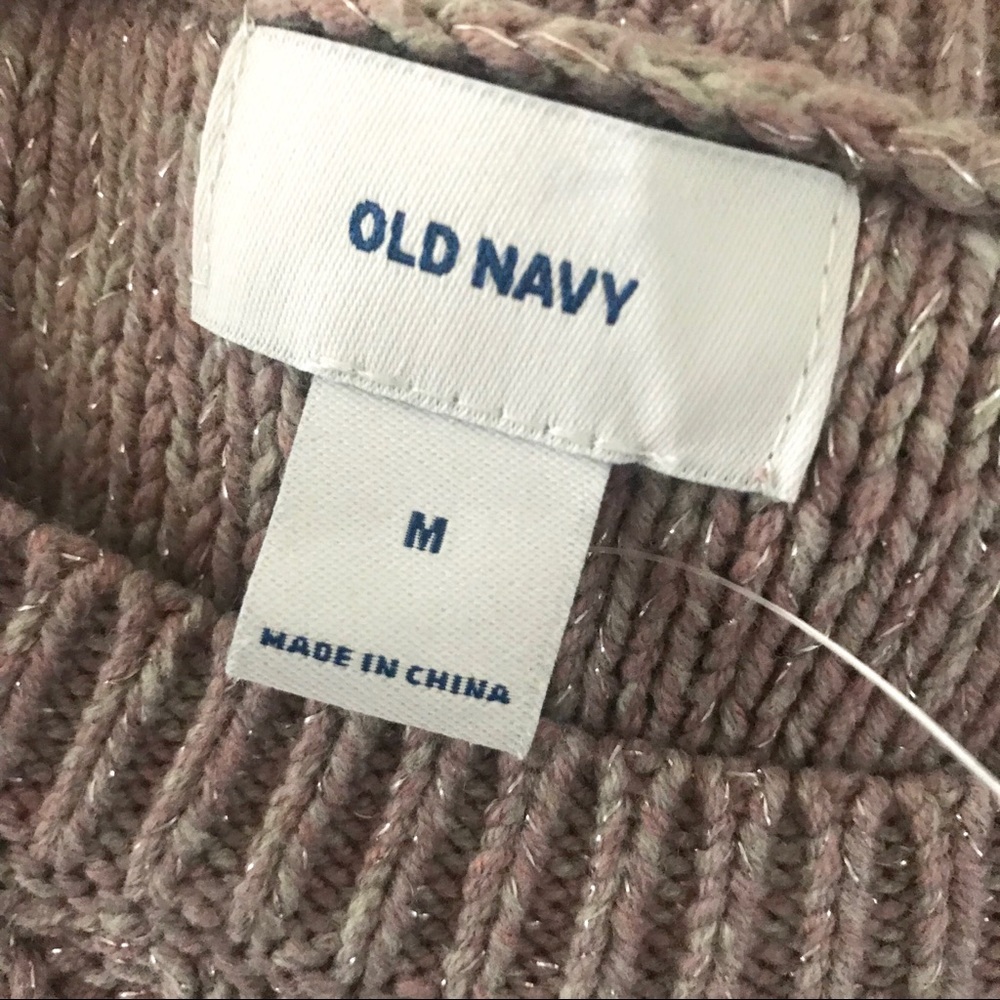 Old Navy Women’s Crew Neck Sweater - Picture 7 of 7